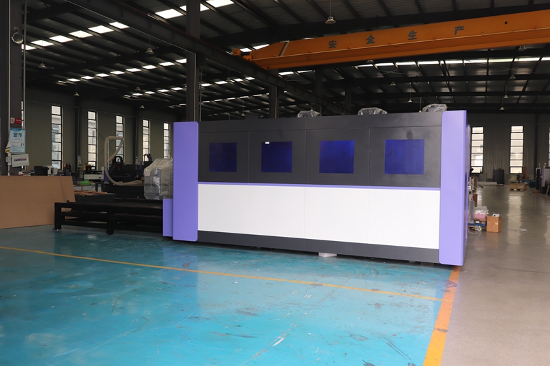 Industrial Fiber Laser Cutting Machine - 3015อุตสาหกรรม6000วัตต์ไฟเบอร์เลเซอร์เครื่องตัดโลหะพร้อมแพลตฟอร์มแลกเปลี่ยนปิดแบบเต็มรูปแบบ